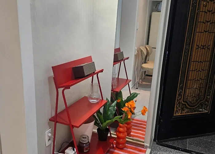 Modern, Cozy 2br In Yeonnam,hongdae,newly Opened Seul