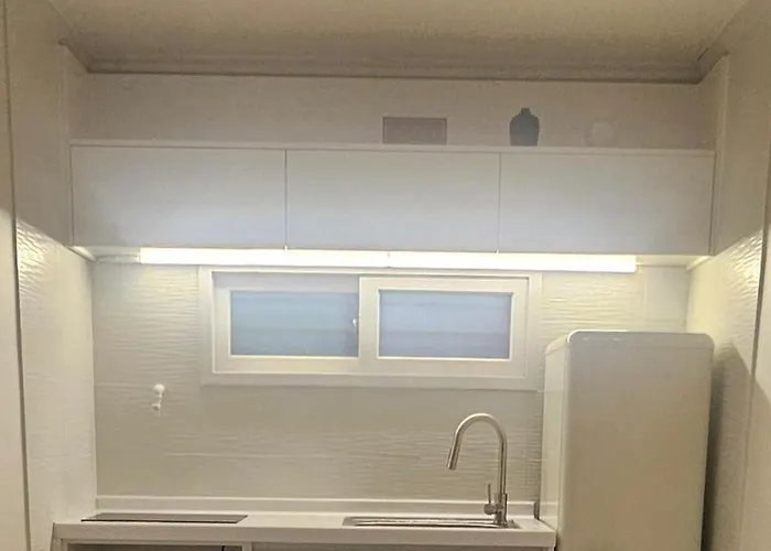 Modern, Cozy 2br In Yeonnam,hongdae,newly Opened